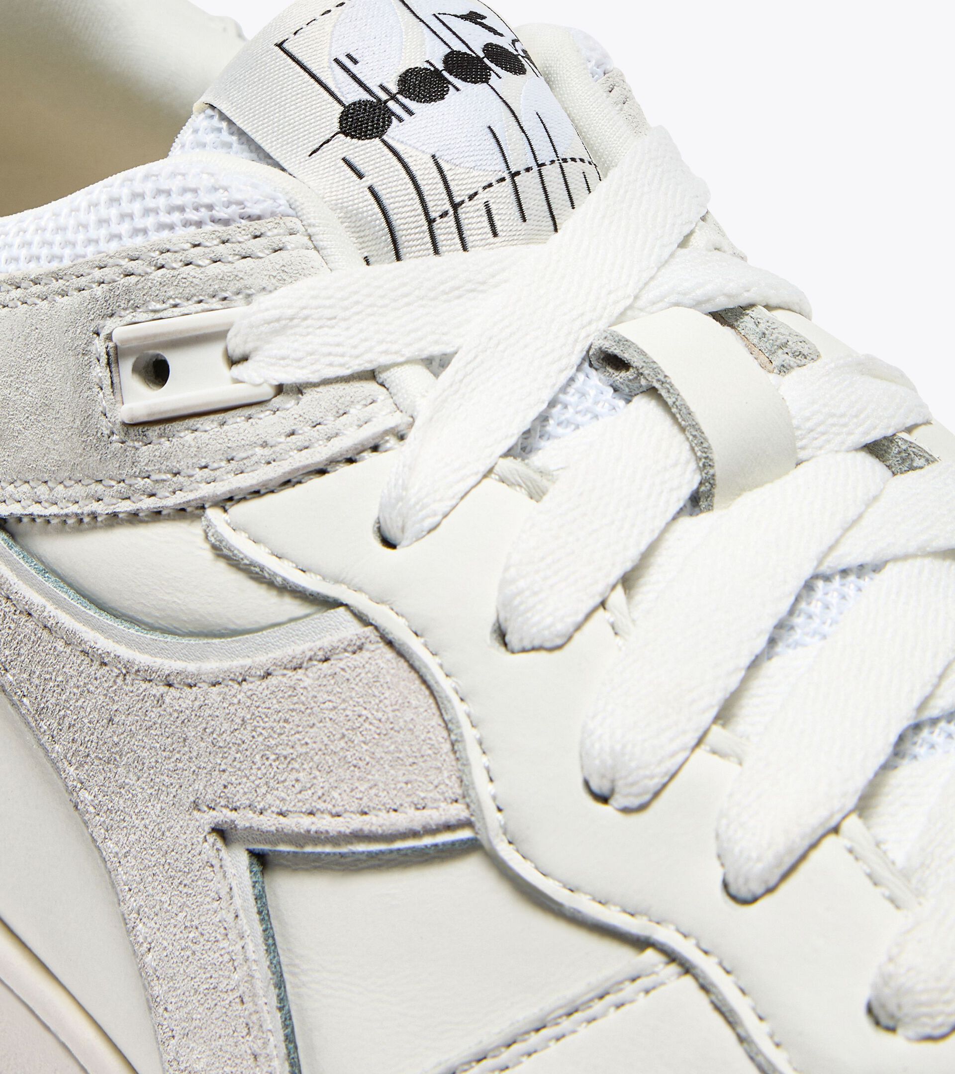 Diadora B560 White