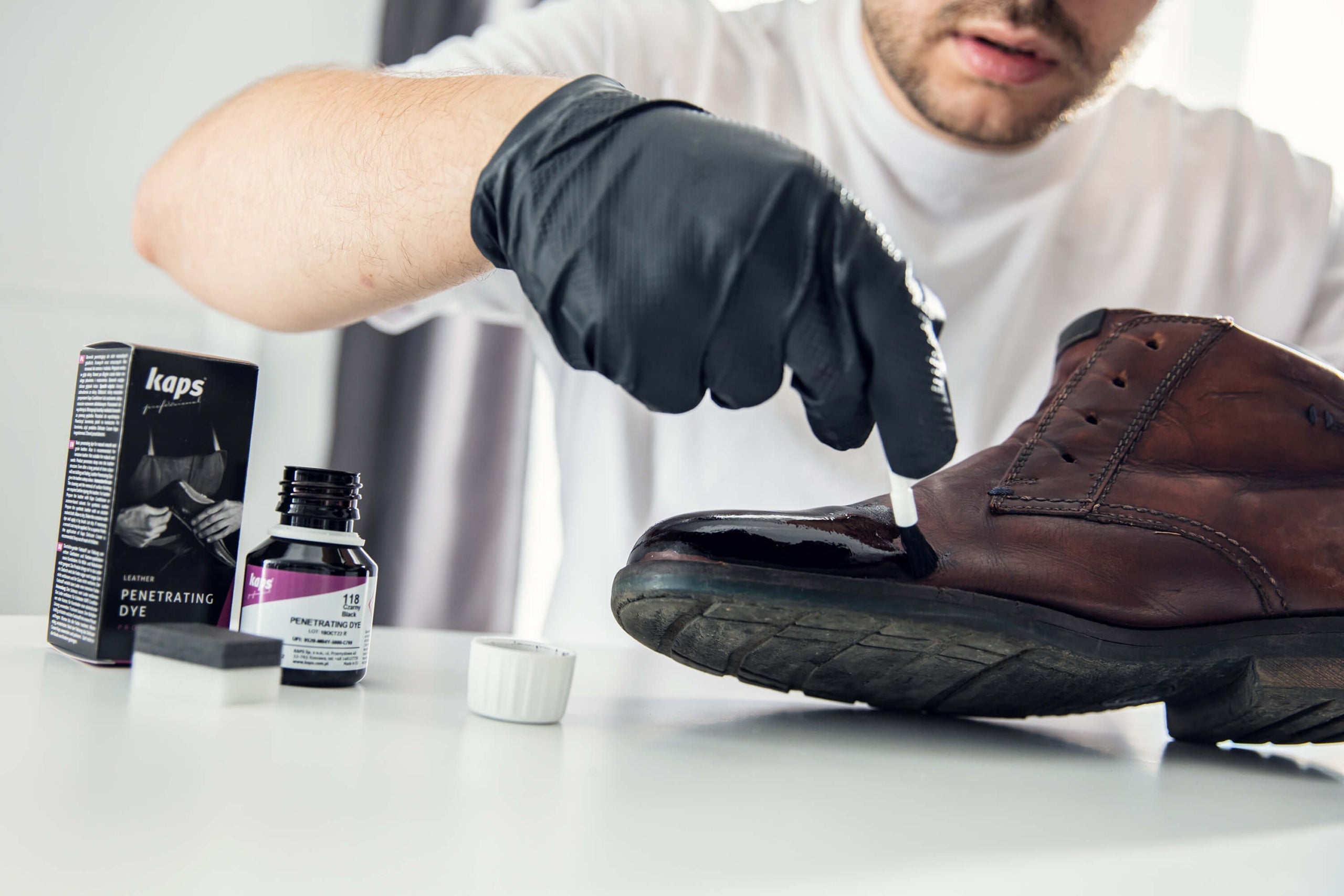 Penetrating Dye - leather sole color