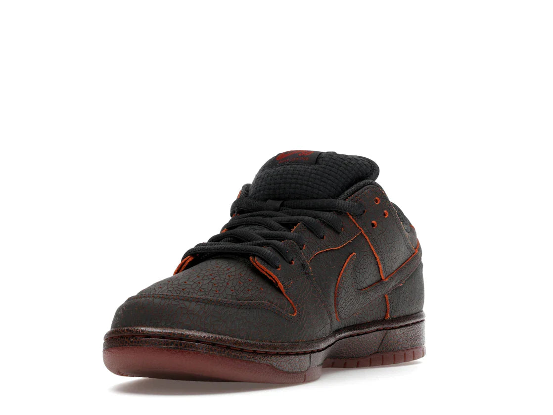 Nike Dunk SB Low Krampus - HV1668-001