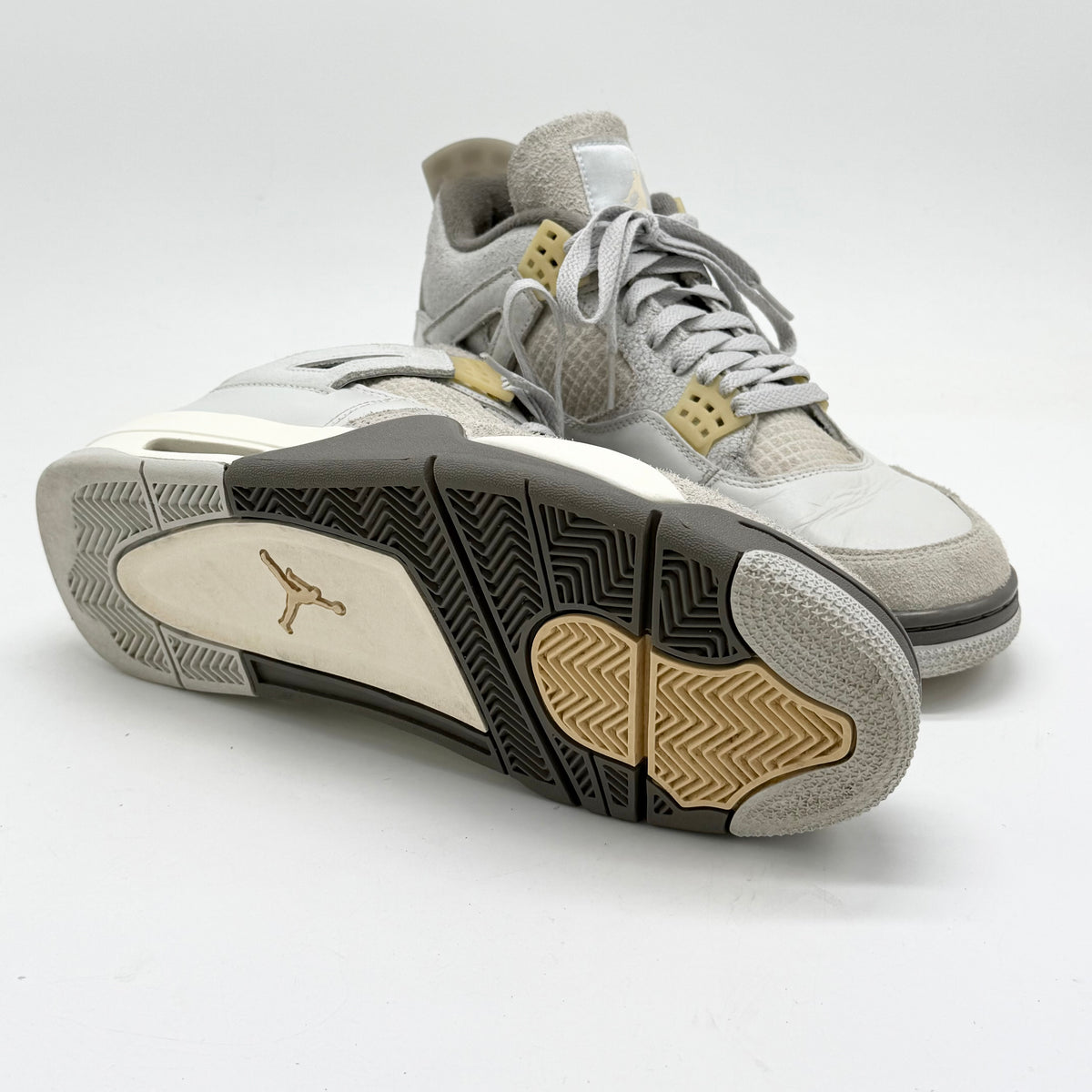 Jordan 4 Retro SE Craft Photon Dust EU 45