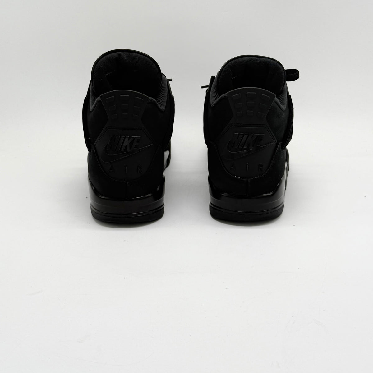 Nike Air Jordan 4 Retro Black Cat (2025) EU 44