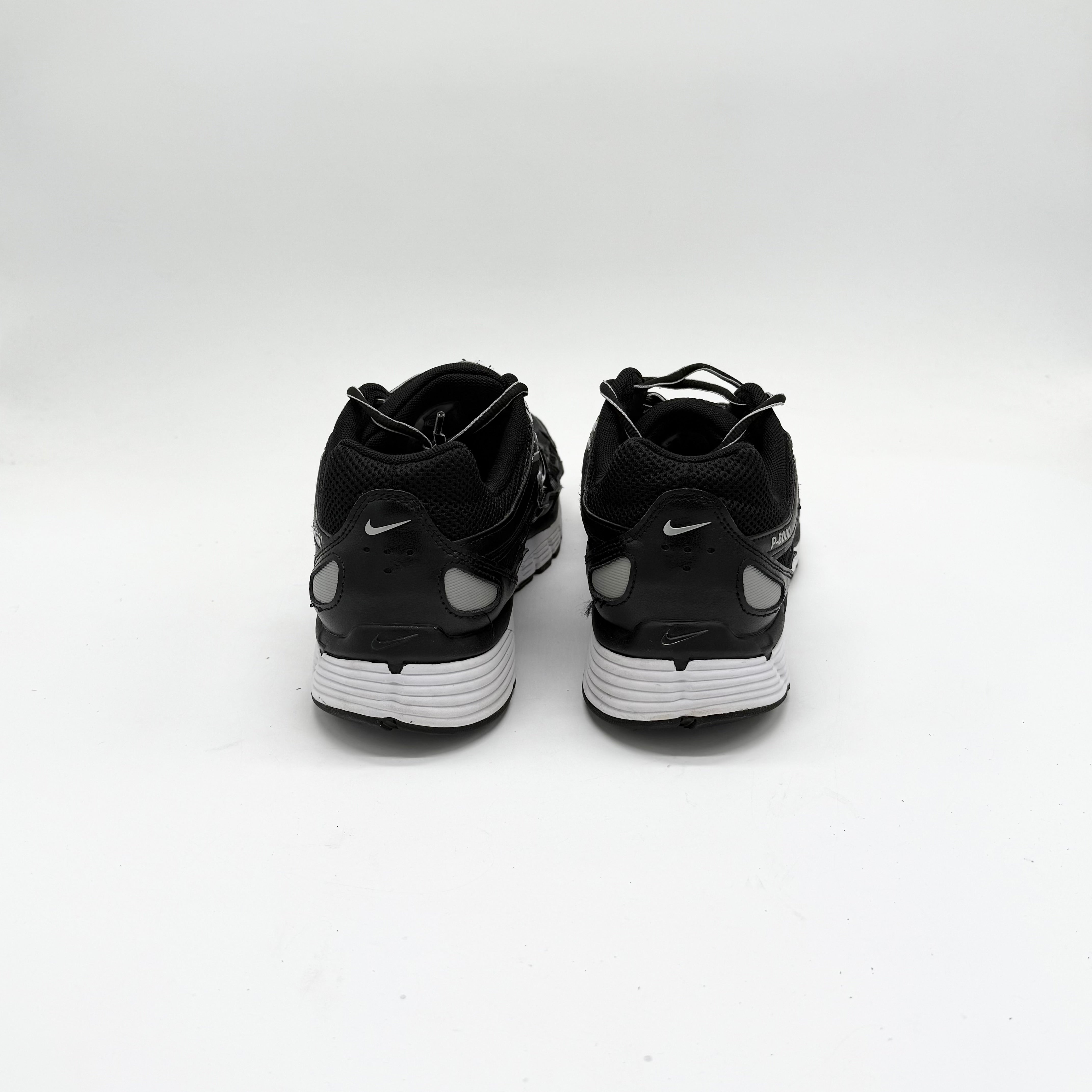 Nike P-6000 Sort/Hvid EU 45