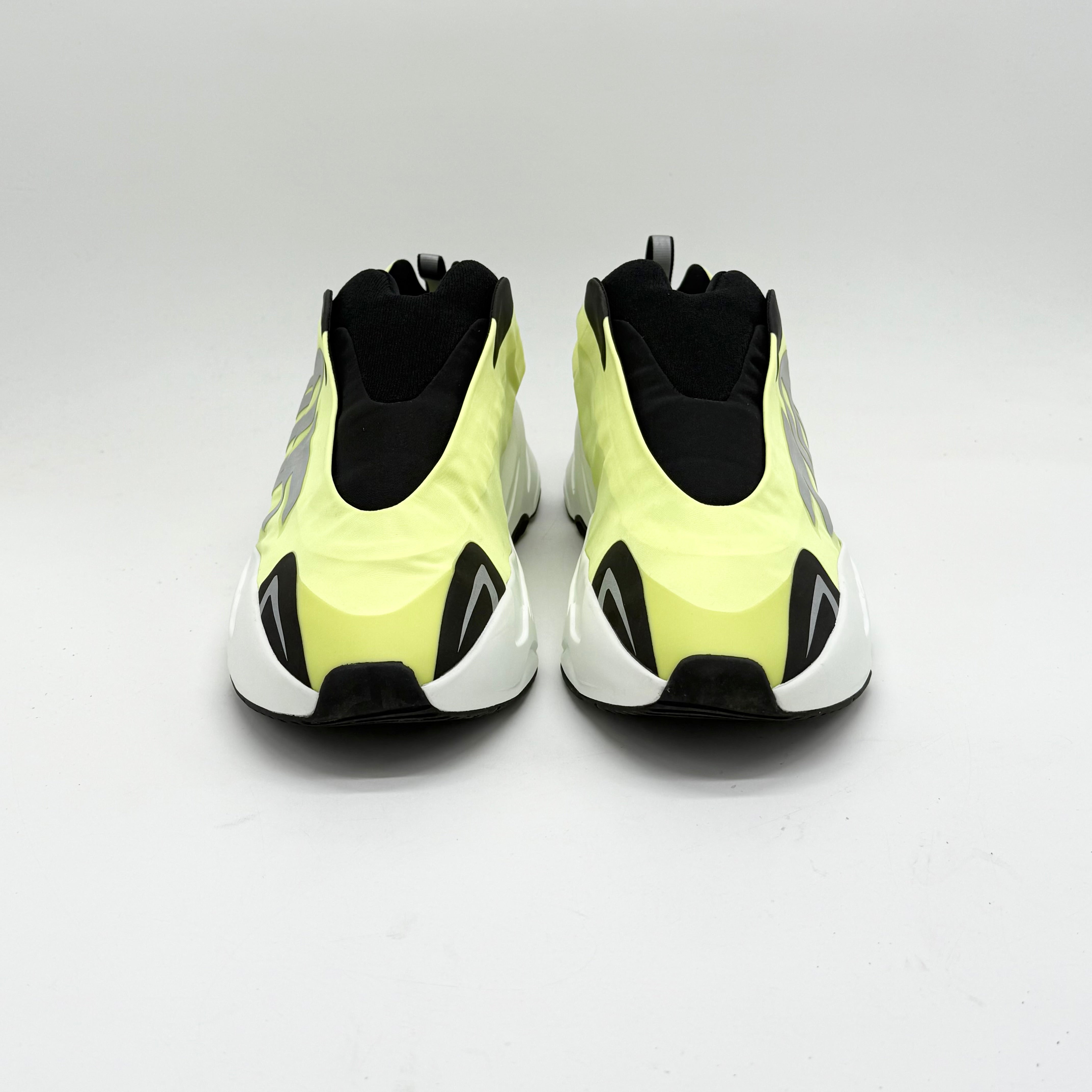 Adidas Yeezy Boost 700 MNVN Laceless Phosphor EU 50