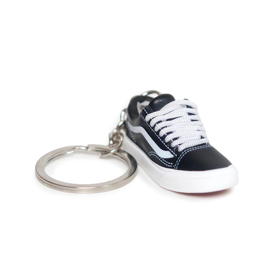 Sneaker keychain - Vans Old Skool Parisian night/true white
